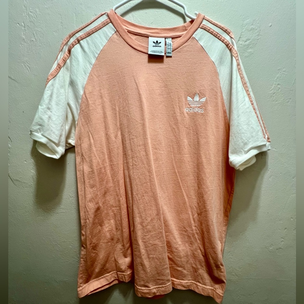 GUC ADIDAS women’s size L shirt
